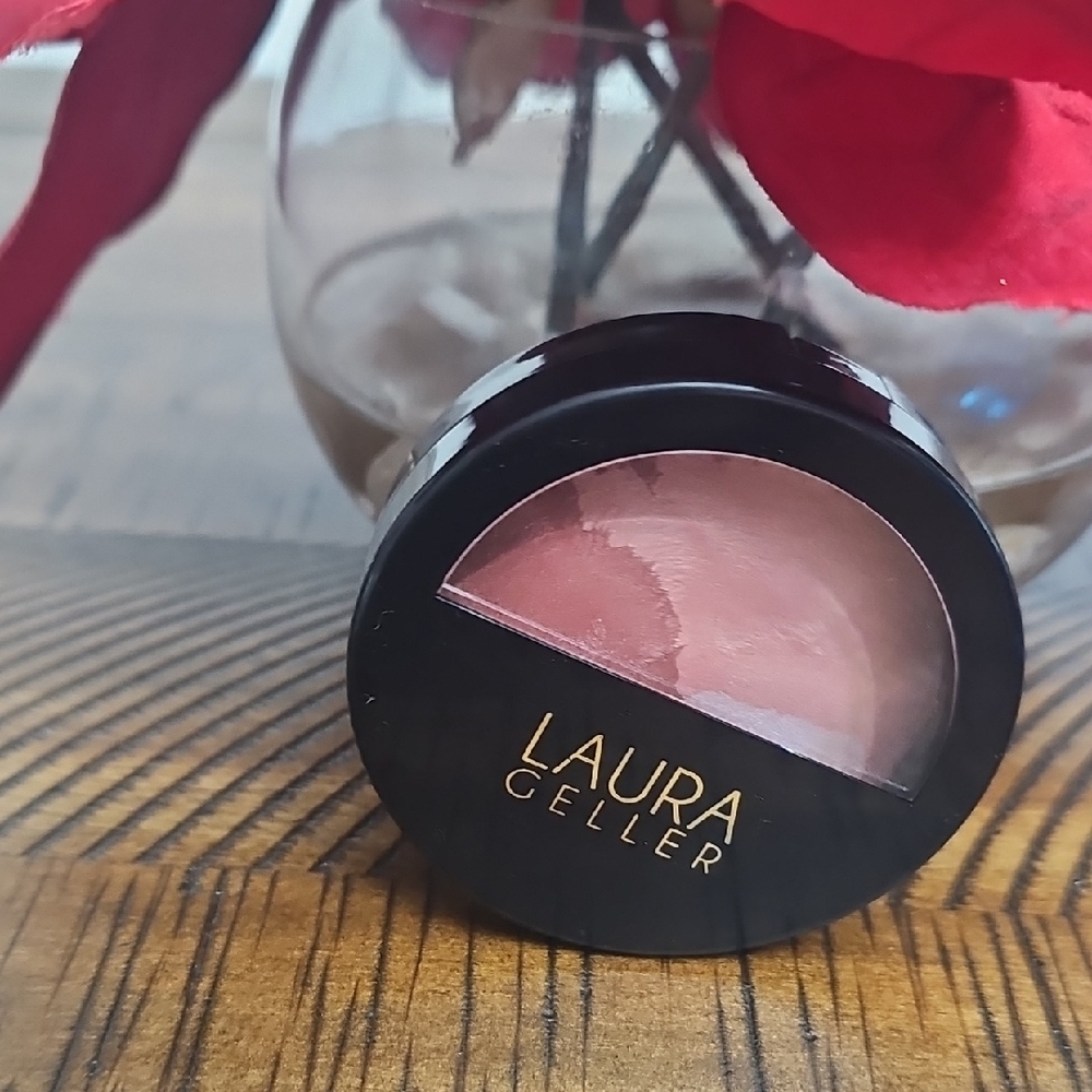 Laura Geller‎ Baked Blush-n-Bronze Rose Bronze